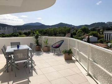 Vente Appartement 4 pièces 87 m2 Trets