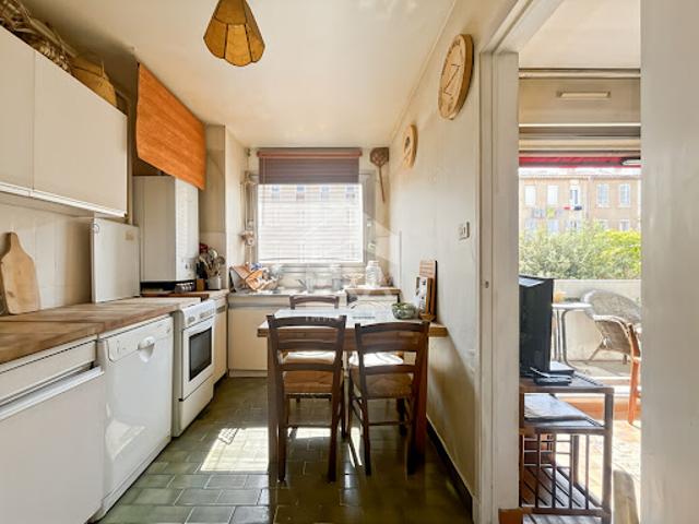 Vente Appartement 4 pièces 87 m2 Marseille 4ème