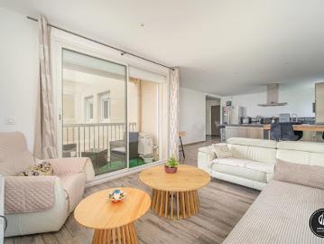 Vente Appartement 4 pièces 84.45 m2 Marseille 8ème