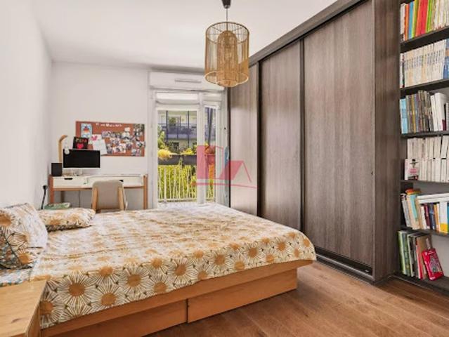 Vente Appartement 4 pièces 84.4 m2 Issy les Moulineaux