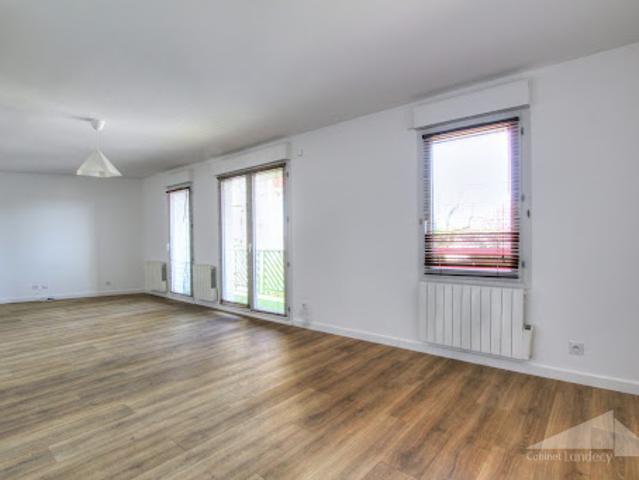 Vente Appartement 4 pièces 84 m2 Thoiry