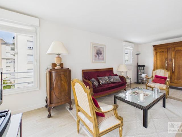 Vente Appartement 4 pièces 84 m2 Courbevoie