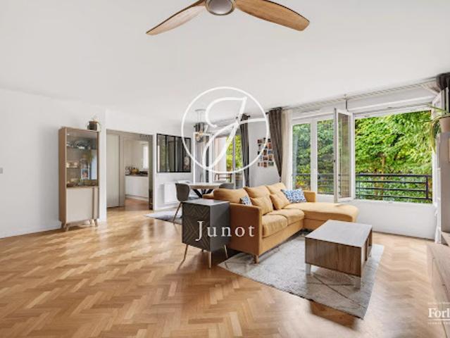 Vente Appartement 4 pièces 85.79 m2 Suresnes