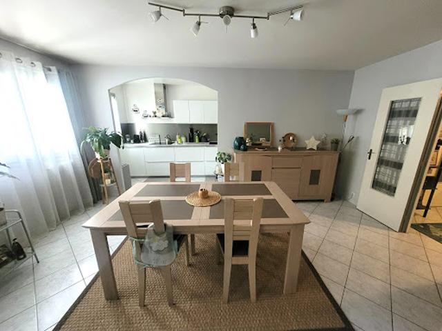Vente Appartement 4 pièces 85.99 m2 Le Bourget