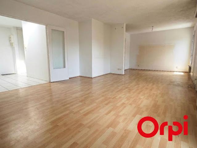 Vente Appartement 4 pièces 85.32 m2 Lyon 8ème