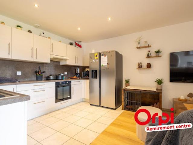 Vente Appartement 4 pièces 85 m2 Saint Etienne lès Remiremont