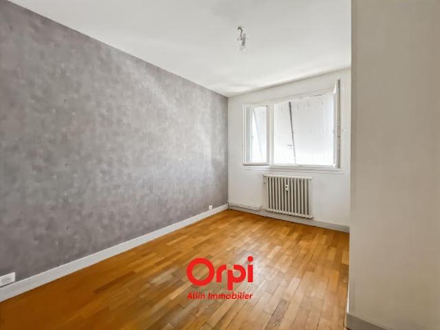 Vente Appartement 4 pièces 86.61 m2 Montluçon