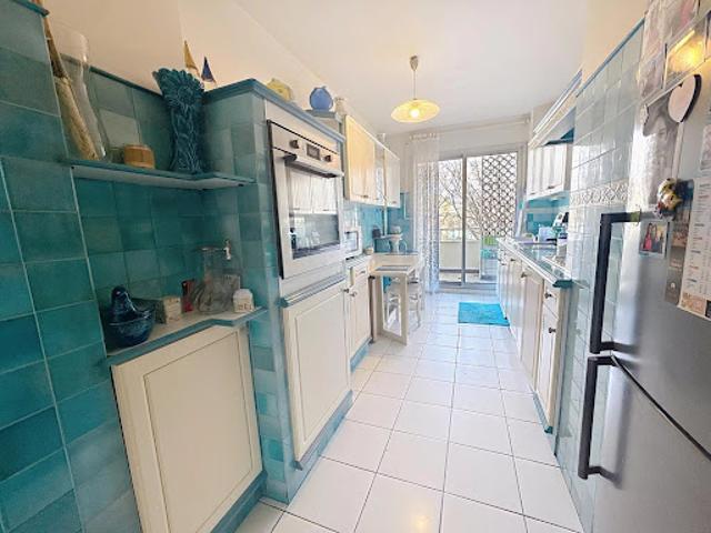 Vente Appartement 4 pièces 86.78 m2 Marseille 8ème