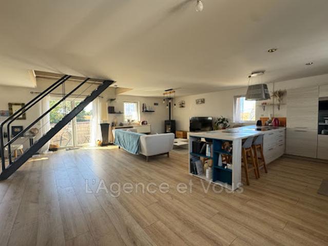 Vente Appartement 4 pièces 86.04 m2 Saint Père Marc en Poulet