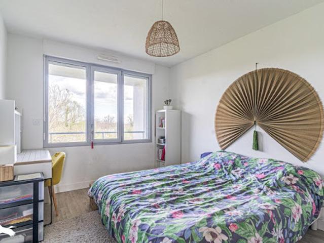Vente Appartement 4 pièces 86 m2 Begles