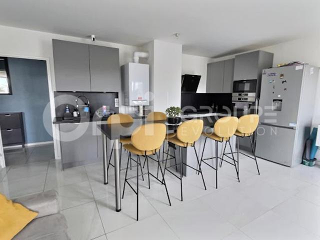 Vente Appartement 4 pièces 86 m2 Corbeil Essonnes