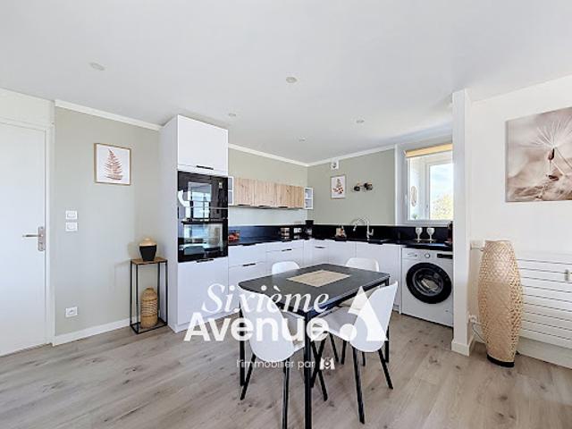 Vente Appartement 4 pièces 86 m2 Decines charpieu