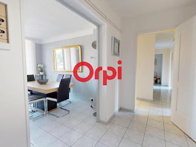 Vente Appartement 4 pièces 86.83 m2 Hyeres