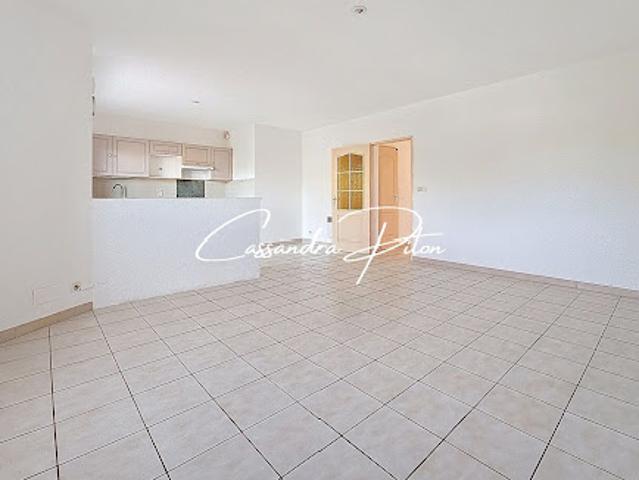 Vente Appartement 4 pièces 88.52 m2 Sainte marie la mer