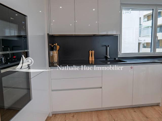 Vente Appartement 4 pièces 88.11 m2 Canet plage
