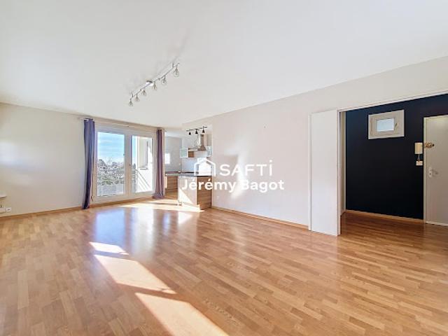 Vente Appartement 4 pièces 88 m2 Tours