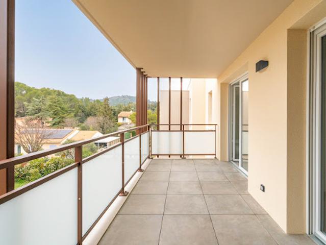 Vente Appartement 4 pièces 88 m2 Villeneuve les avignon