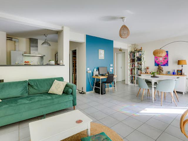 Vente Appartement 4 pièces 88 m2 Bassussarry
