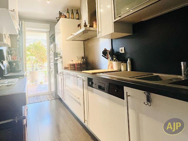 Vente Appartement 4 pièces 89.68 m2 Libourne