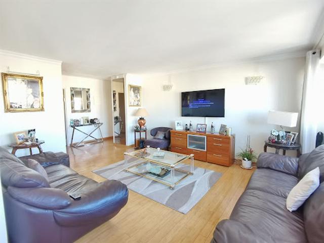 Vente Appartement 4 pièces 89 m2 Paris 19ème
