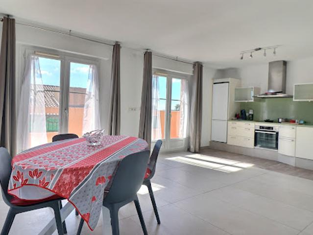 Vente Appartement 4 pièces 89 m2 Sanary sur Mer