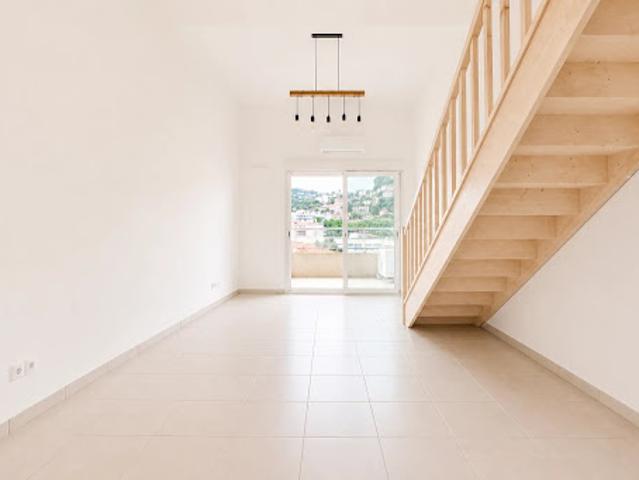 Vente Appartement 4 pièces 93.01 m2 Nice