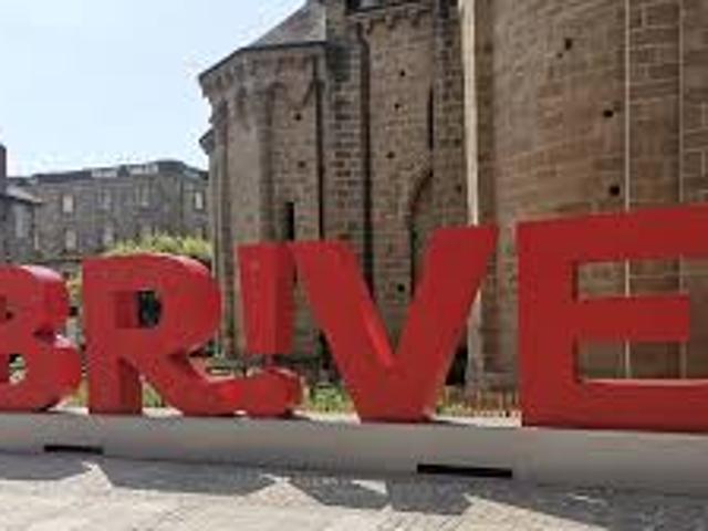 Vente Appartement 4 pièces 93 m2 Brive la Gaillarde