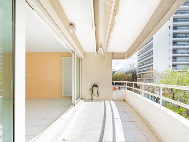 Vente Appartement 4 pièces 93 m2 Marseille 8ème