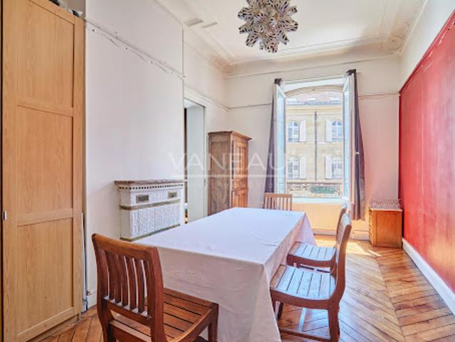 Vente Appartement 4 pièces 90.5 m2 Paris 7ème
