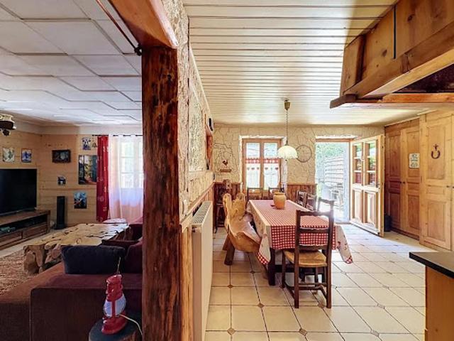 Vente Appartement 4 pièces 90.9 m2 Nancy sur Cluses