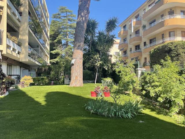 Vente Appartement 4 pièces 90 m2 Cagnes sur Mer