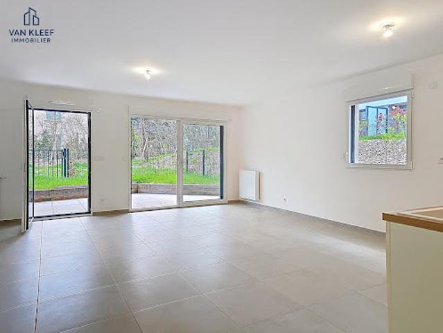 Vente Appartement 4 pièces 90 m2 Divonne les Bains
