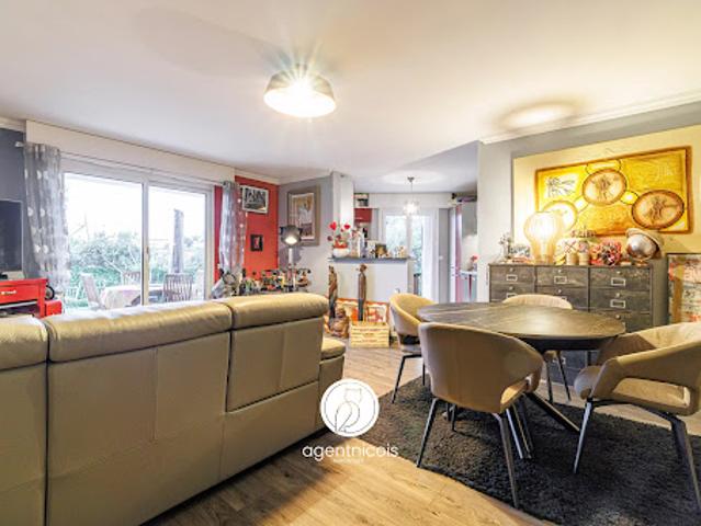 Vente Appartement 4 pièces 90 m2 Nice