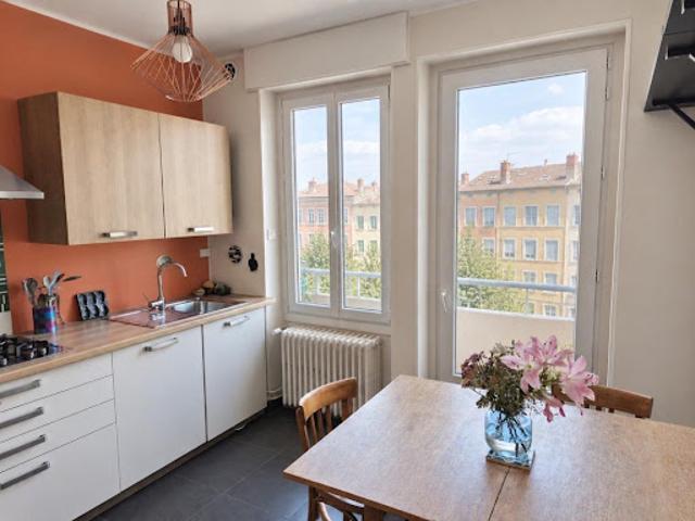 Vente Appartement 4 pièces 91.66 m2 Lyon 4ème