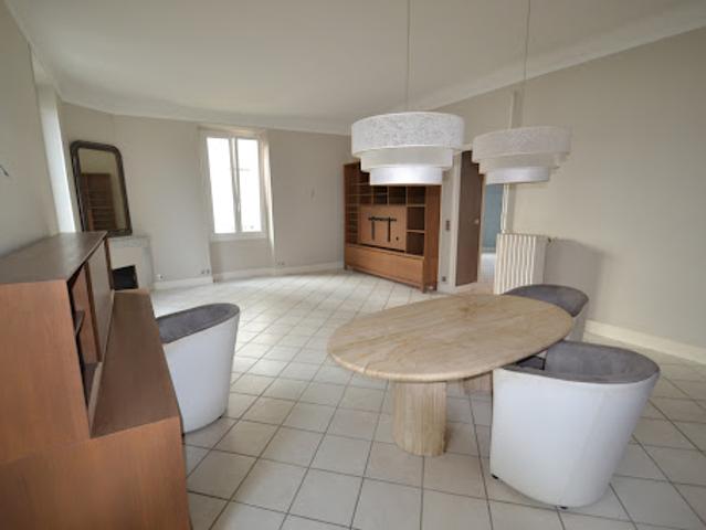 Vente Appartement 4 pièces 91.35 m2 Antibes