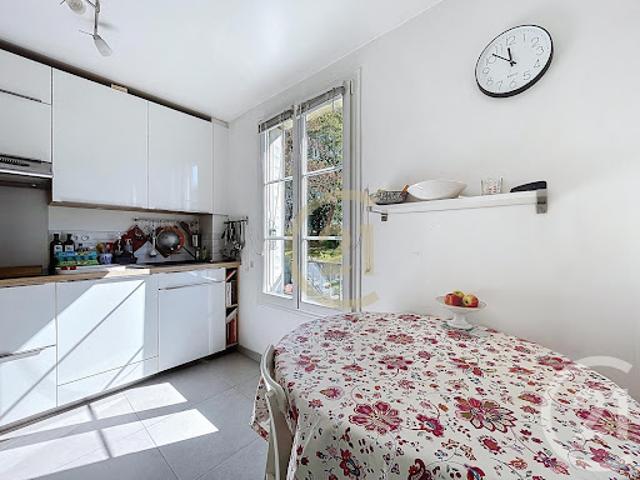 Vente Appartement 4 pièces 92.84 m2 Versailles