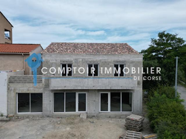 Vente Appartement 4 pièces 92.32 m2 Ghisonaccia