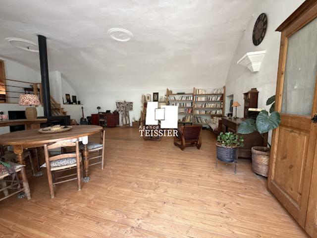 Vente Appartement 4 pièces 92 m2 Les Vans
