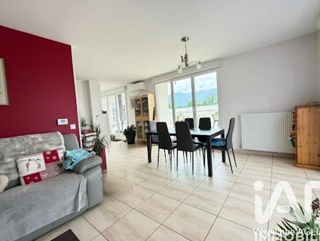 Vente Appartement 4 pièces 92 m2 Lumbin
