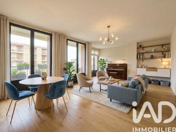 Vente Appartement 4 pièces 92 m2 Marseille 8ème