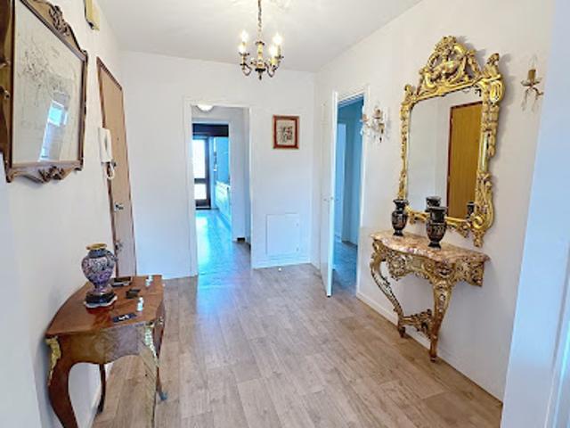 Vente Appartement 4 pièces 97 m2 Tarbes