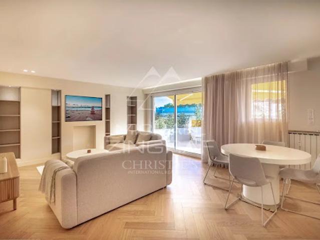 Vente Appartement 4 pièces 97 m2 Antibes