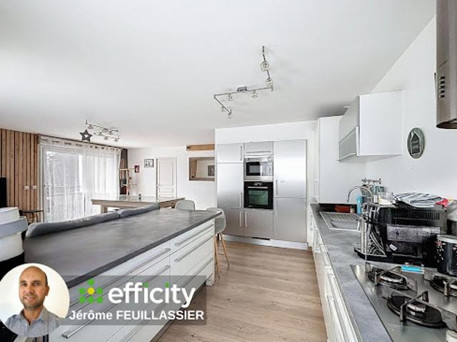 Vente Appartement 4 pièces 92 m2 Cluses