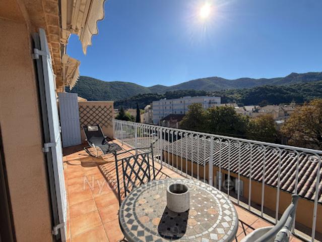 Vente Appartement 4 pièces 94 m2 Nyons