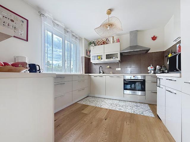 Vente Appartement 4 pièces 94 m2 Ornex