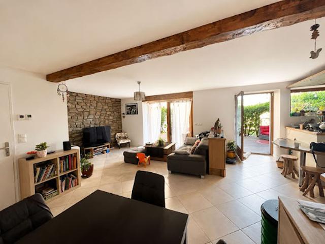 Vente Appartement 4 pièces 95.68 m2 Villy le Pelloux