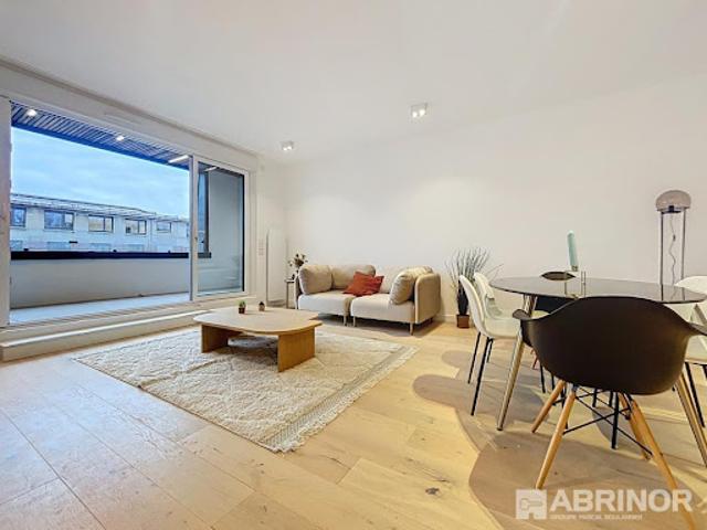 Vente Appartement 4 pièces 95.17 m2 Lille