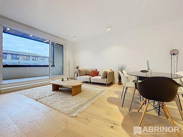 Vente Appartement 4 pièces 95.17 m2 Lille