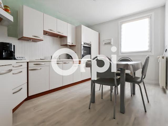 Vente Appartement 4 pièces 95.31 m2 Coudekerque Branche