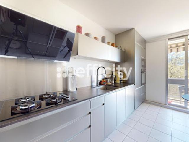 Vente Appartement 4 pièces 95 m2 Lyon 8ème